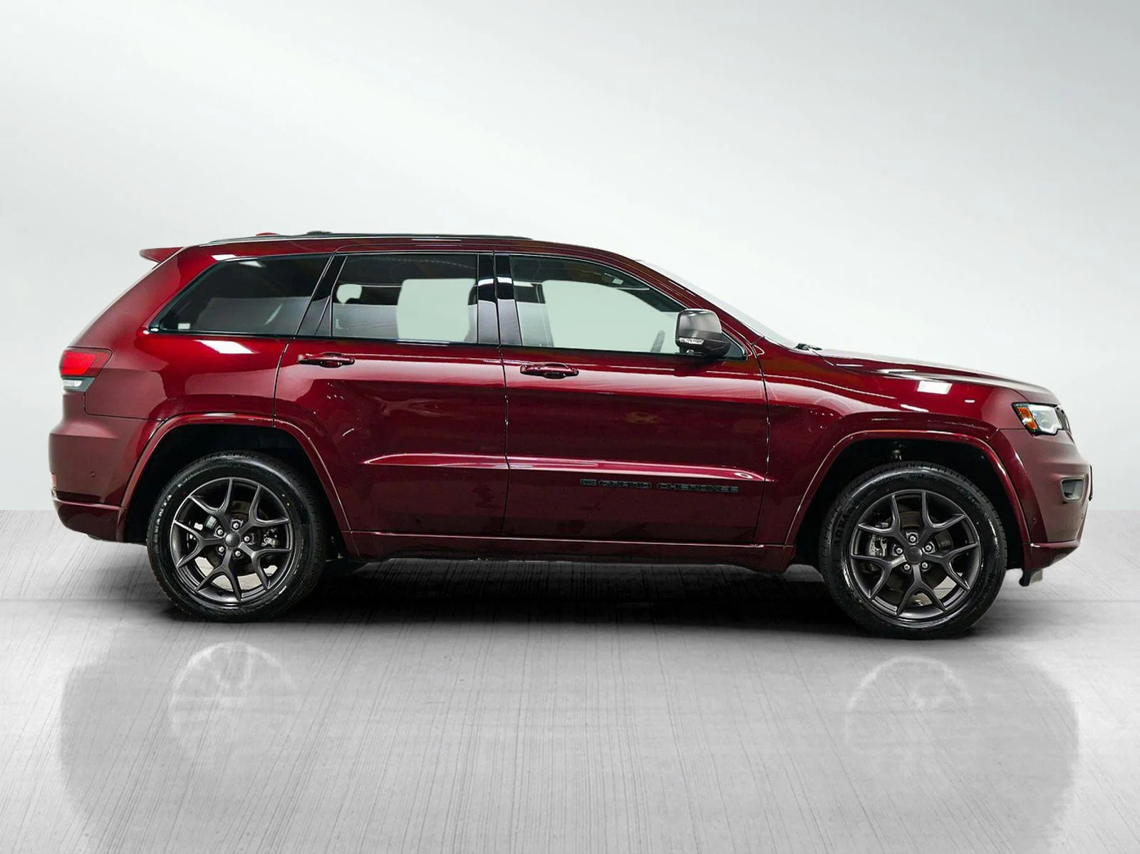 Used 2021 Velvet Red Pearlcoat Jeep Limited image 7
