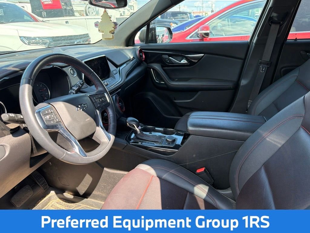 Used 2022 Black Chevrolet RS image 4