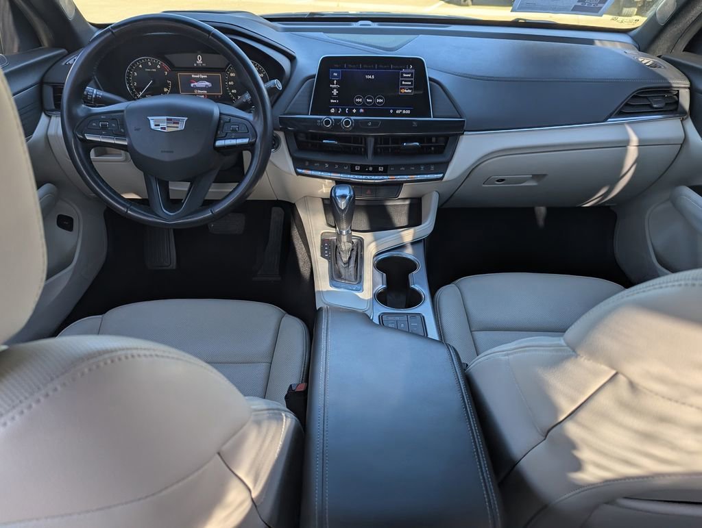 Used 2020 Crystal White Tricoat Cadillac Premium Luxury image 17