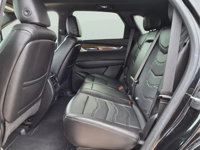 Used 2020 Black Cadillac Sport image 13
