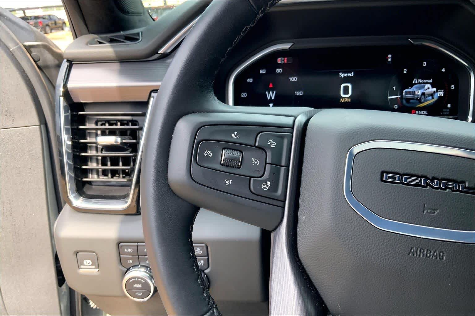 2025 GMC Sierra 2500HD Denali Ultimate - Photo 24