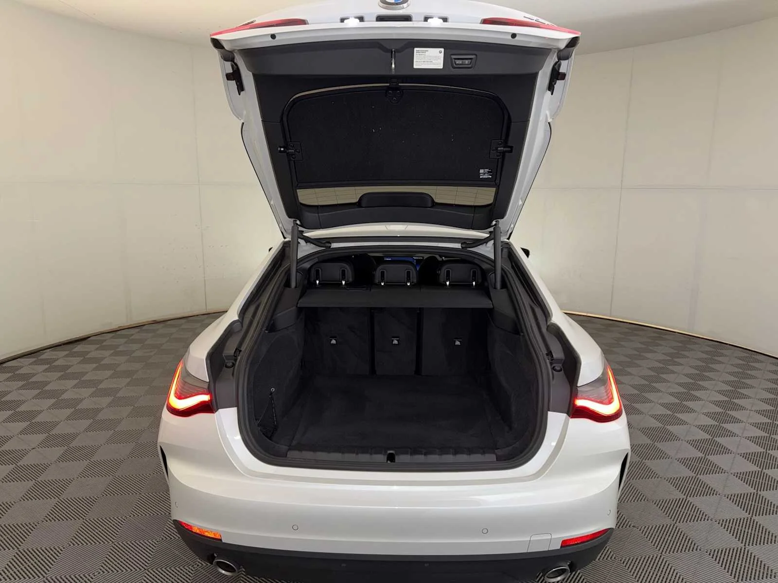 2025 BMW 4 Series 430i - Photo 22