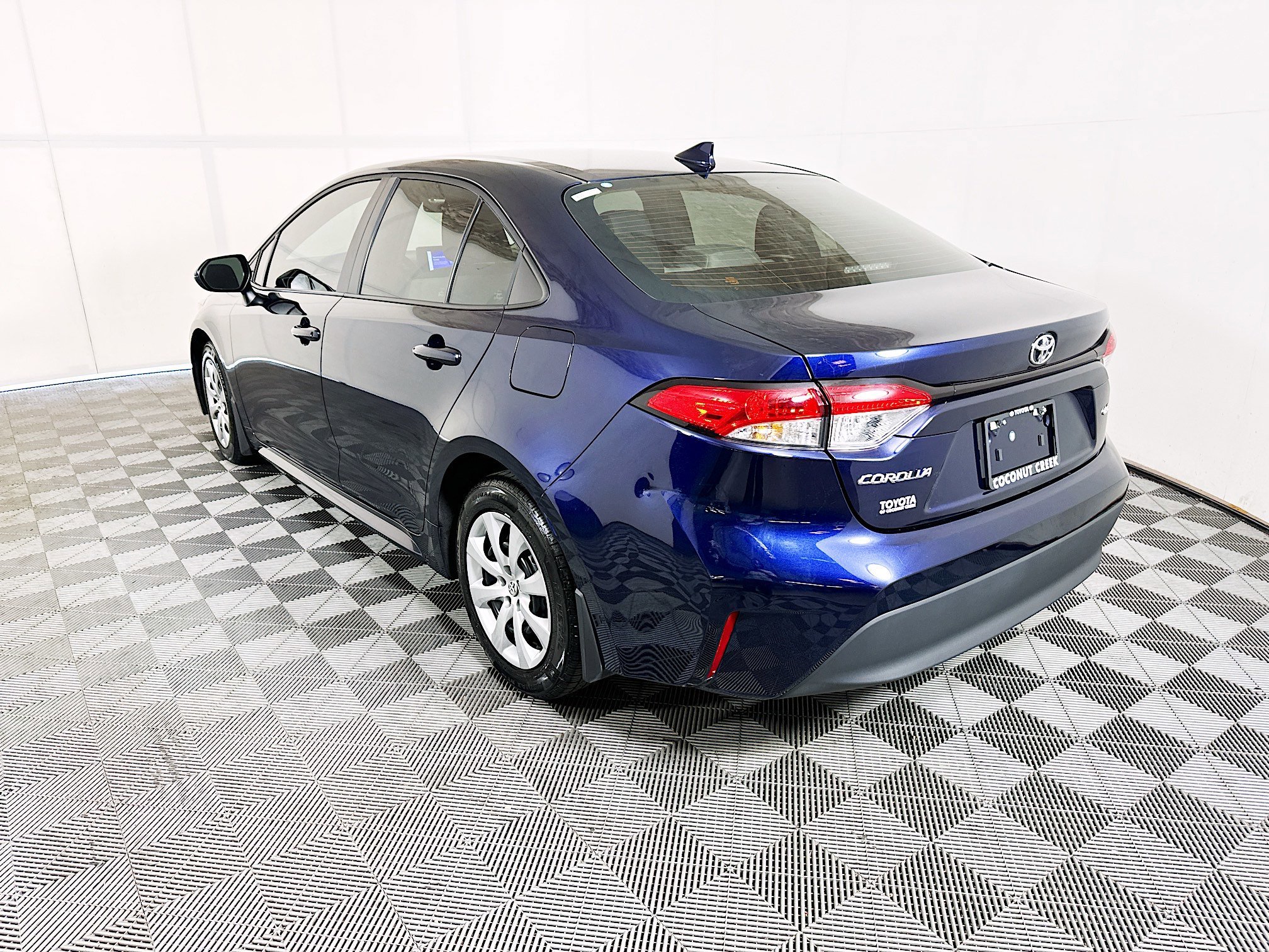 Used 2025 Blueprint Toyota LE image 5