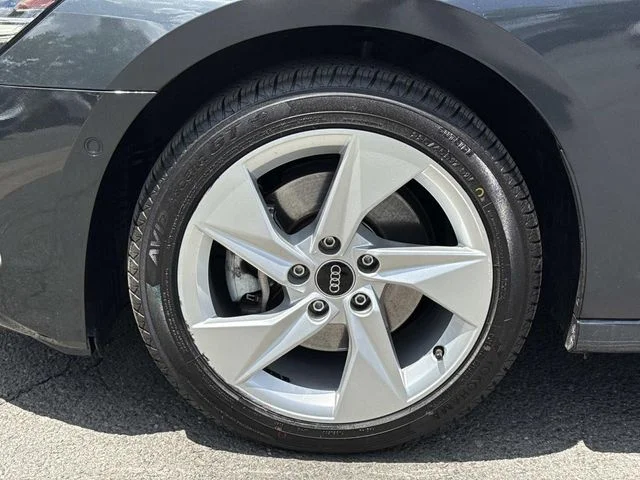 Used 2023  Audi 40 Premium image 12