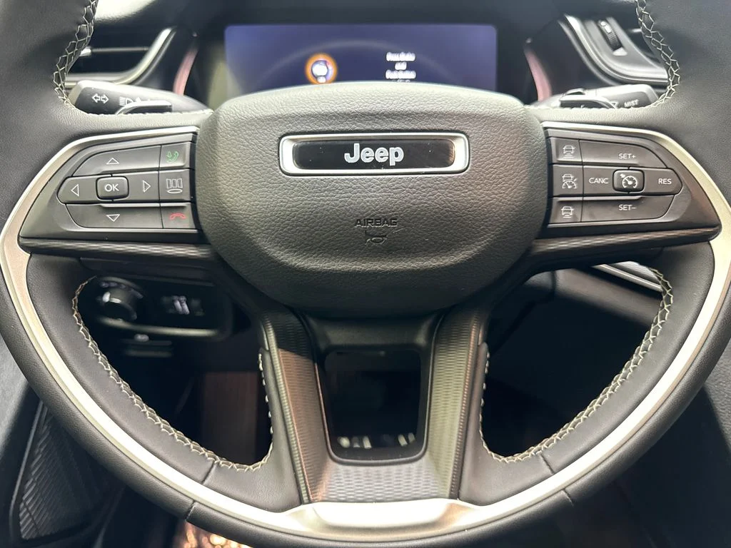 Used 2024 Black Jeep Laredo image 59