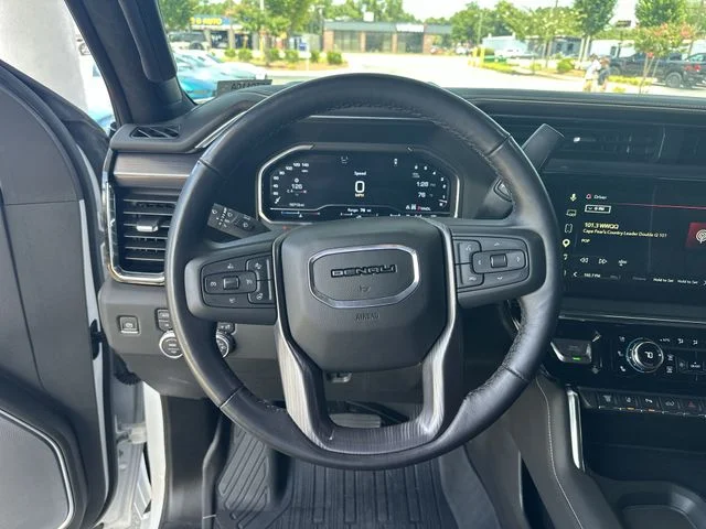 Used 2025 White GMC Denali Ultimate image 15