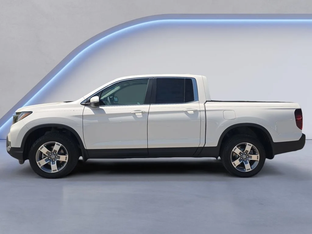 New 2026 Platinum White Pearl Honda RTL image 2