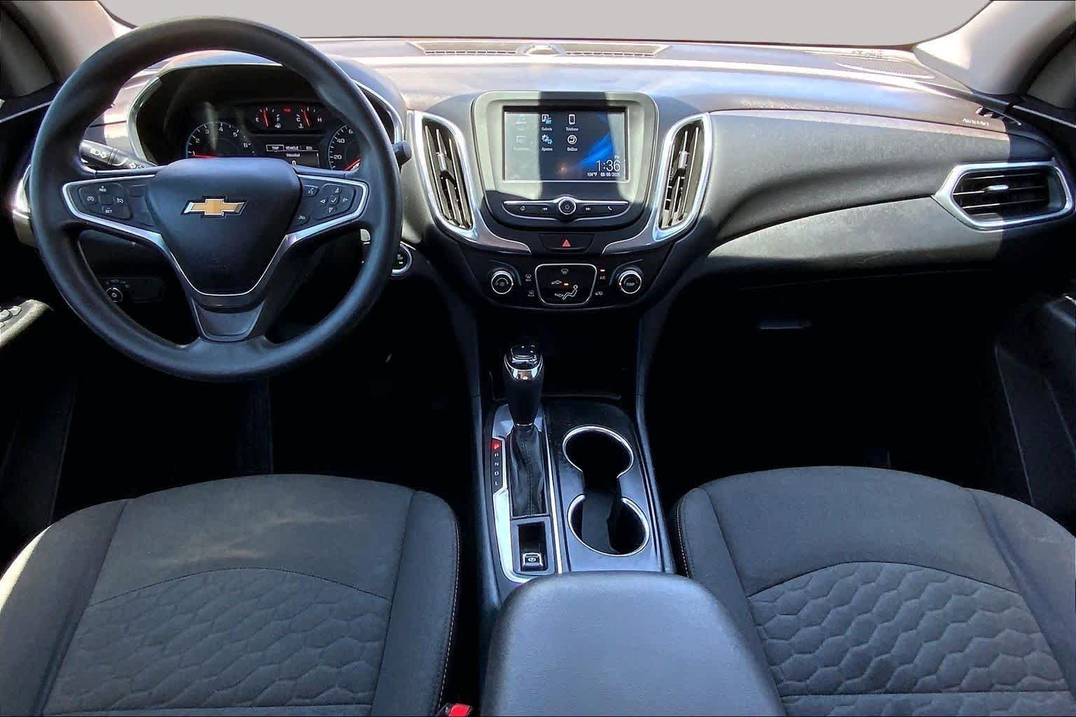 Used 2018 Pepperdust Metallic Chevrolet LT image 13