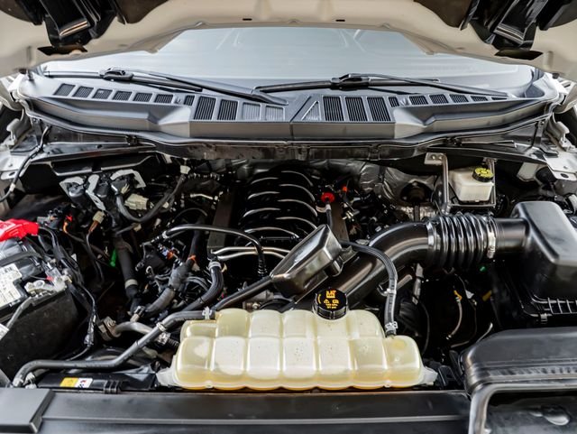 Used 2022 Space White Metallic Ford XLT image 43
