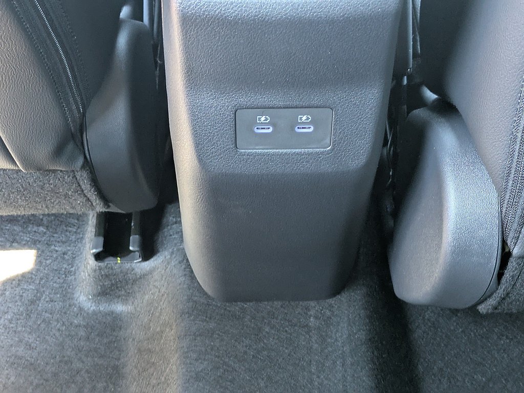 2026 Nissan KICKS SR - Photo 14