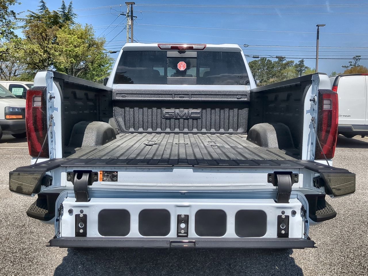 2026 GMC Sierra 2500HD Denali - Photo 27