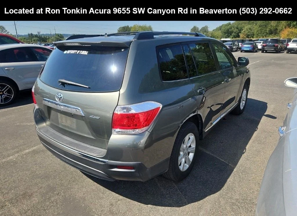 Used 2012 Cypress Pearl Toyota SE image 5
