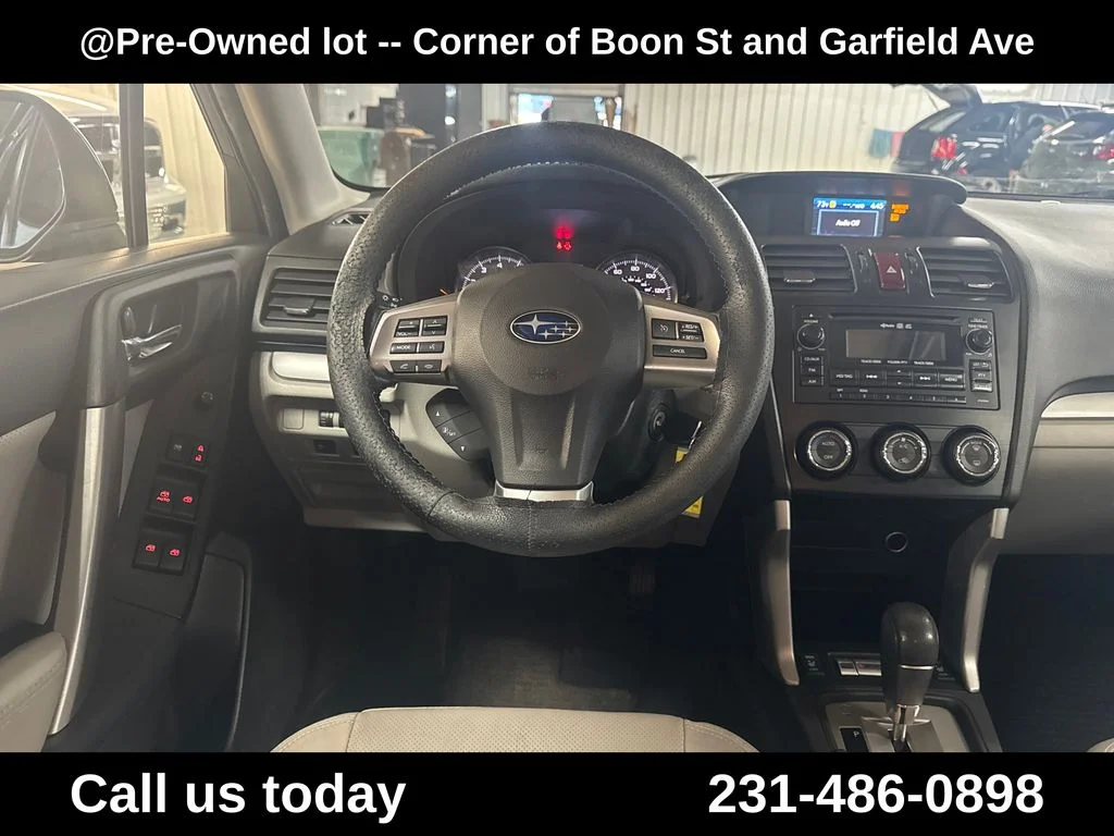 Used 2014 Blue Subaru 2.5i Limited image 17