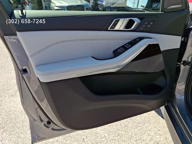 New 2026 Skyscraper Grey Metallic BMW xDrive40i image 11