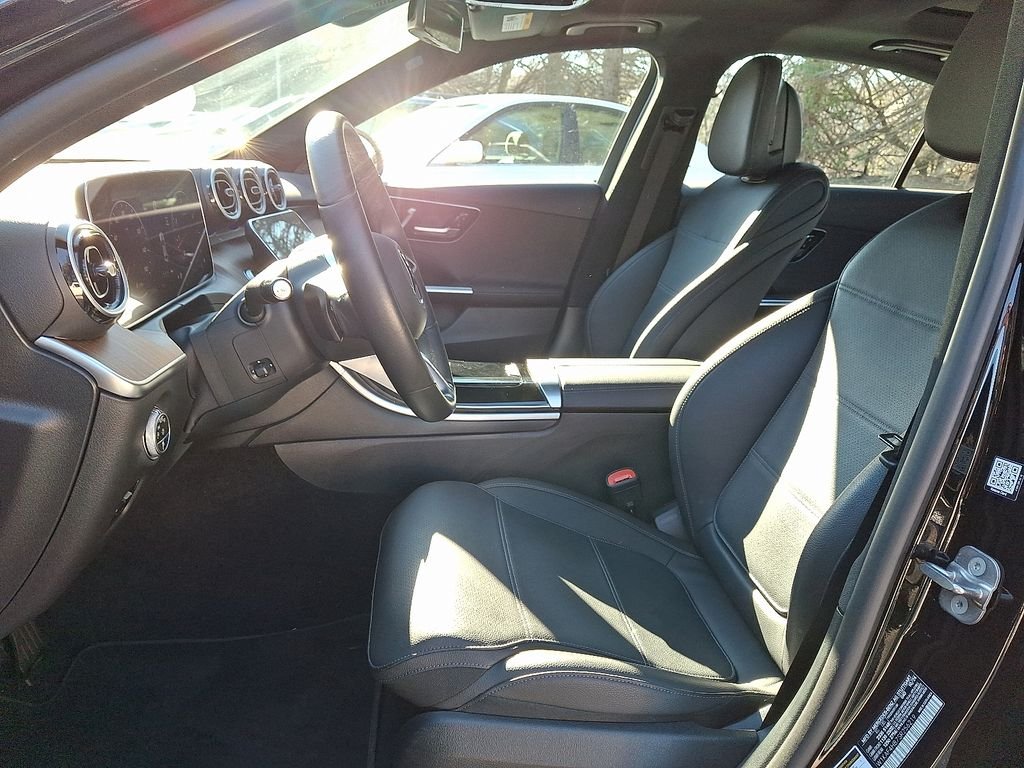 2025 Mercedes-Benz C-Class Sedan C 300 - Photo 13