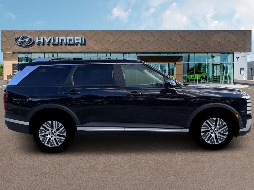 New 2026 Black Hyundai SEL Premium image 10