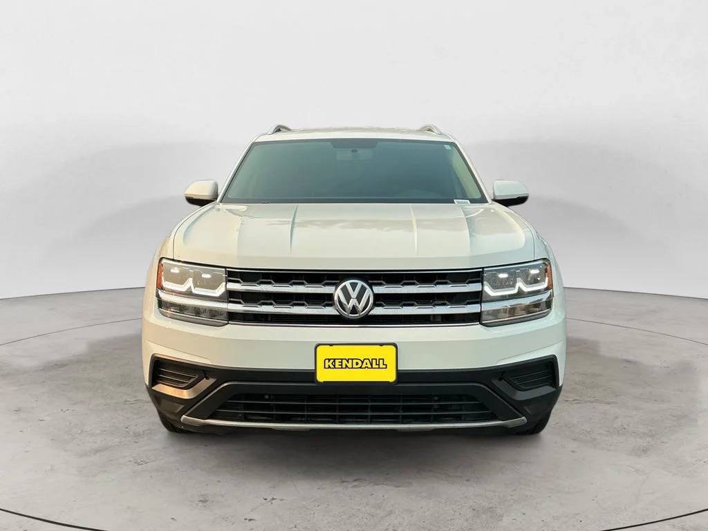 Used 2018 White Volkswagen 2.0T S image 2