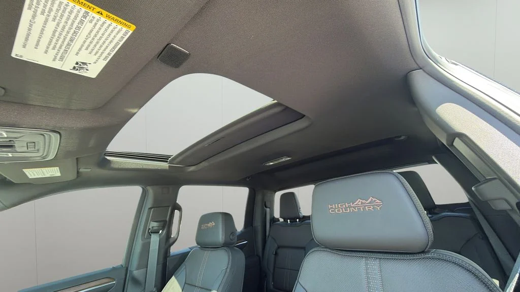 New 2026 White Chevrolet High Country image 31