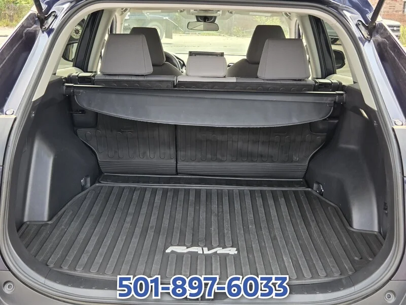 Used 2022 Blueprint TOYOTA XLE AWD image 13