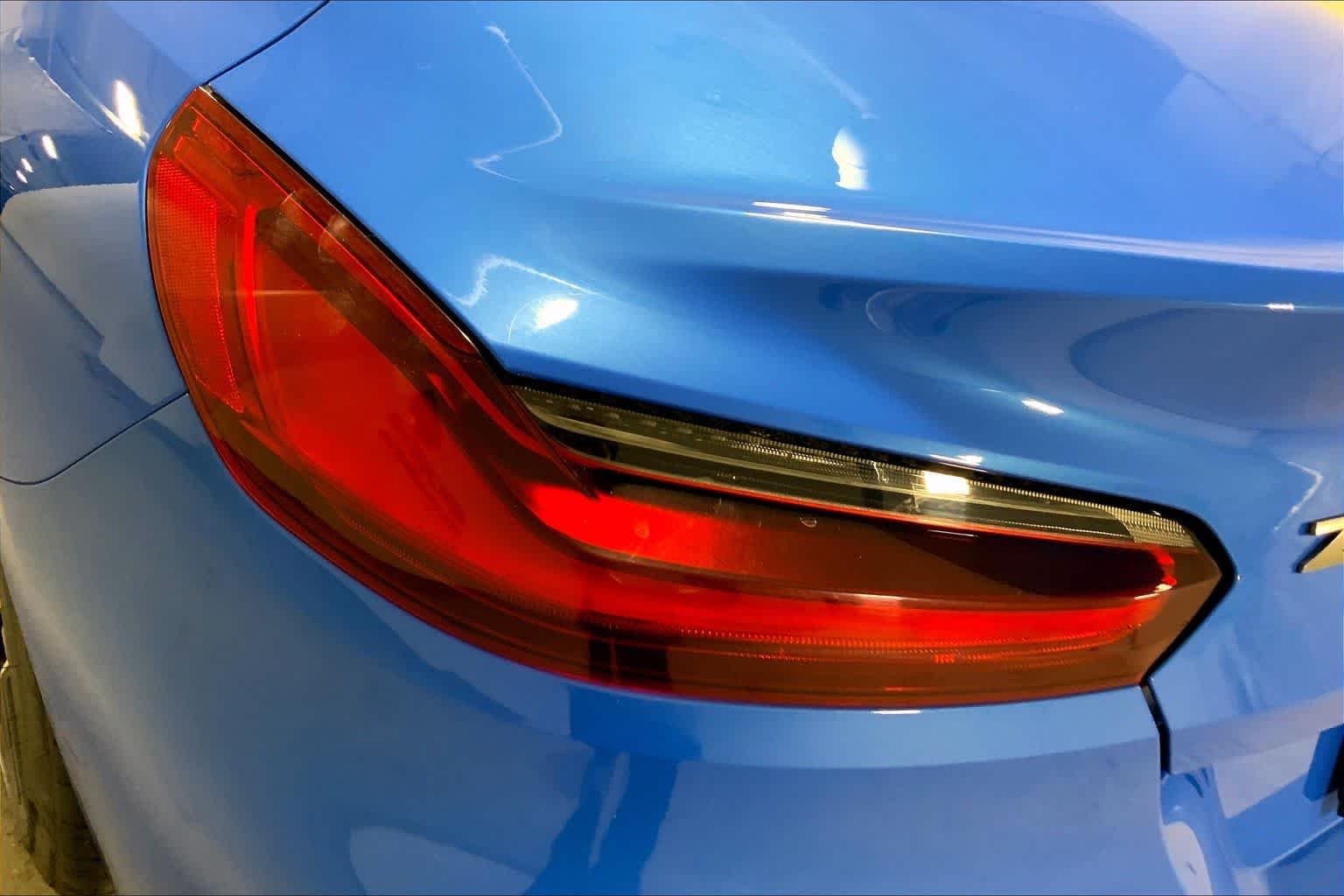 Used 2020 Misano Blue Metallic BMW sDriveM40i image 28