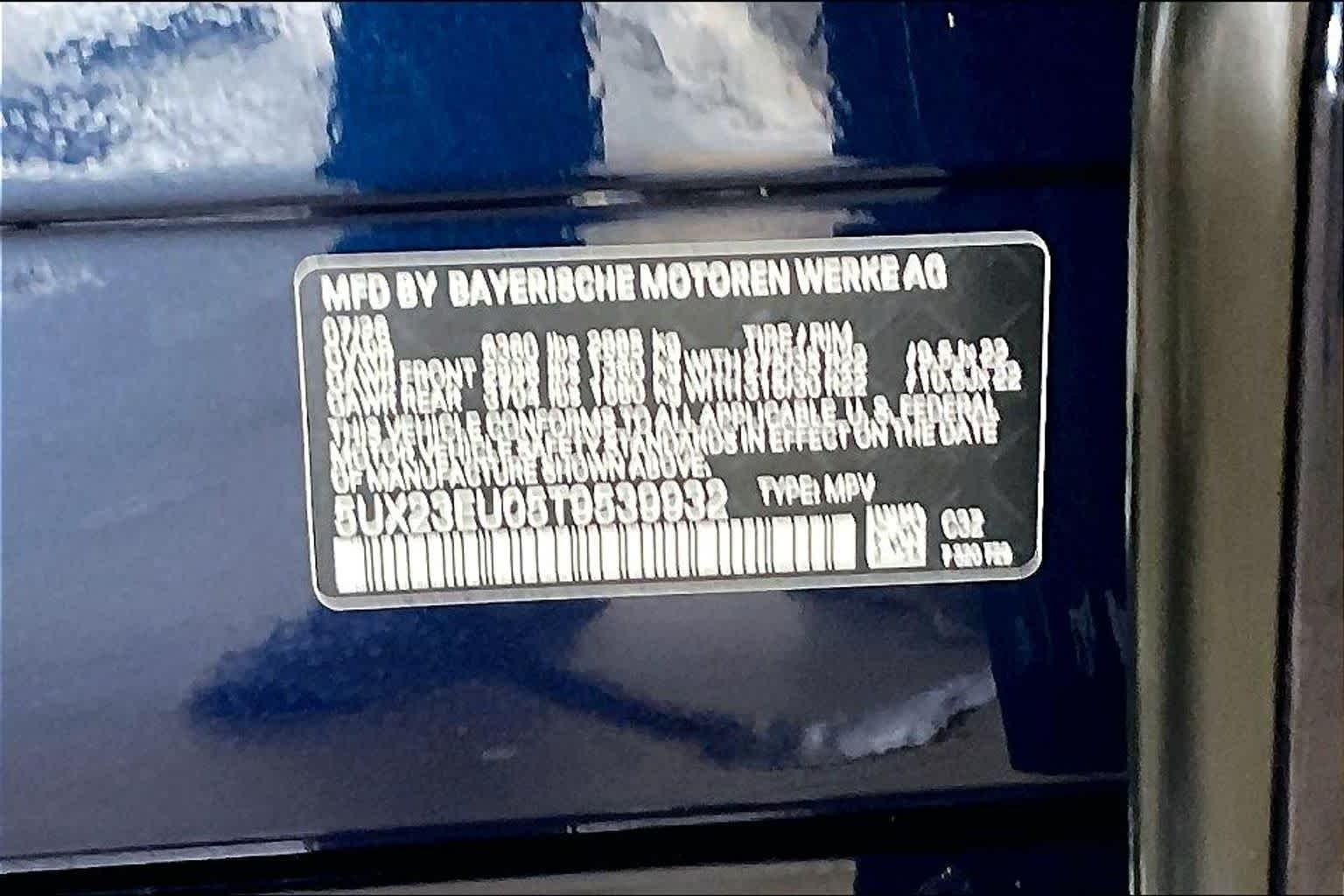 New 2026 Tanzanite Blue II Metallic BMW xDrive40i image 18