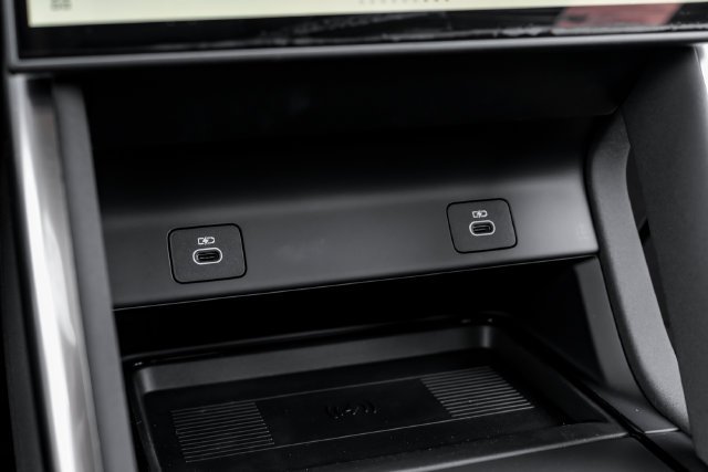 New 2026 Carpathian Grey Land Rover Landmark image 31