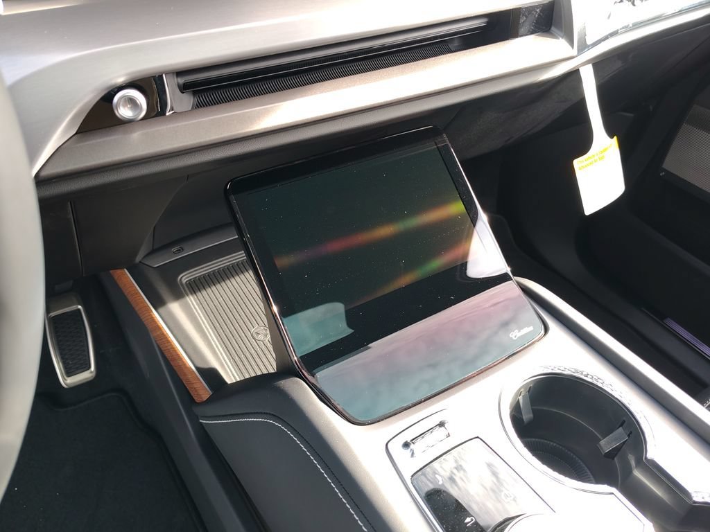 2027 Cadillac VISTIQ Premium Luxury - Photo 24