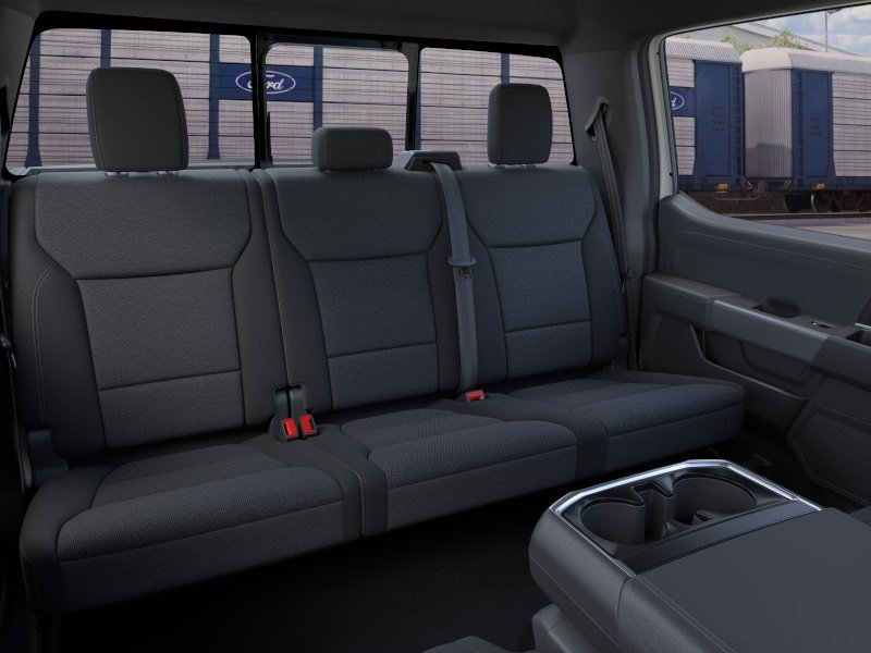 New 2026 Oxford White Ford XLT image 11
