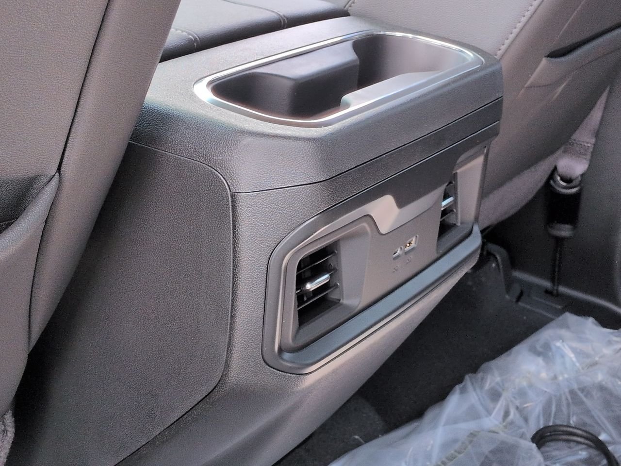 New 2026 Lakeshore Blue Metallic Chevrolet LT image 22