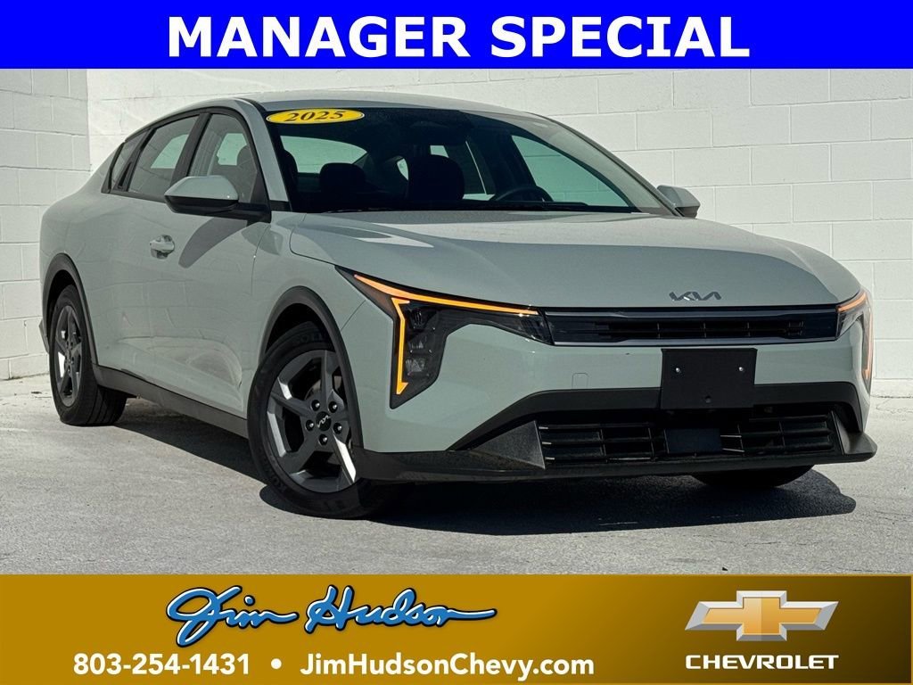 2025 Kia K4 LXS