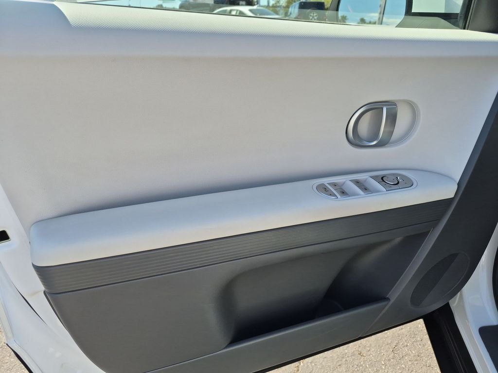 2024 Hyundai IONIQ 5 SEL - Photo 12