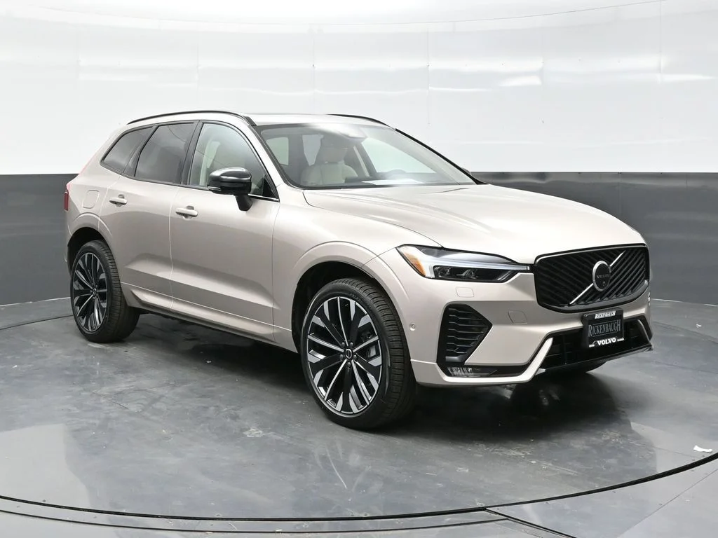 2026 Volvo XC60 B5 Ultra Dark AWD's photo