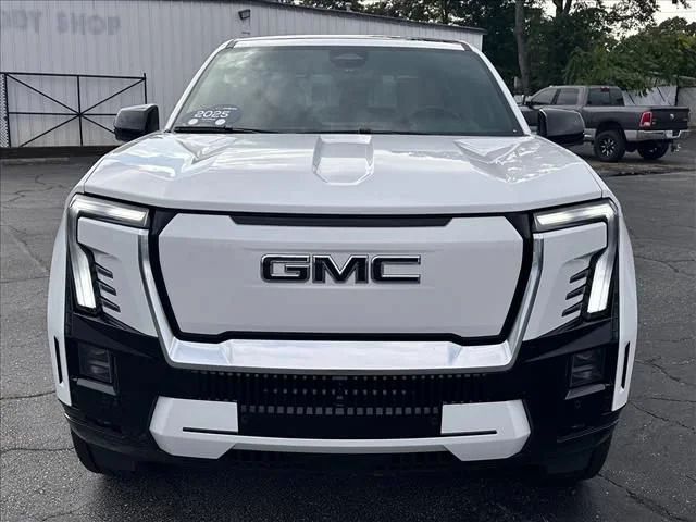 Certified Used 2025 Summit White GMC Extended Range Denali image 4