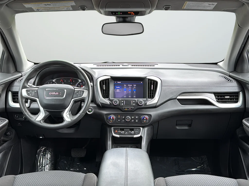 Used 2023 Silver GMC SLE image 12