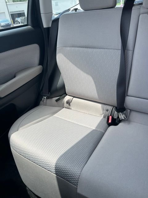 Used 2018 Gray Subaru 2.5i Premium image 9