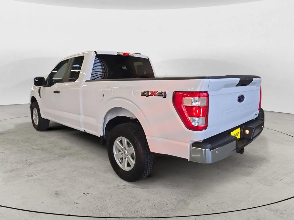 Used 2022 White Ford XL image 7
