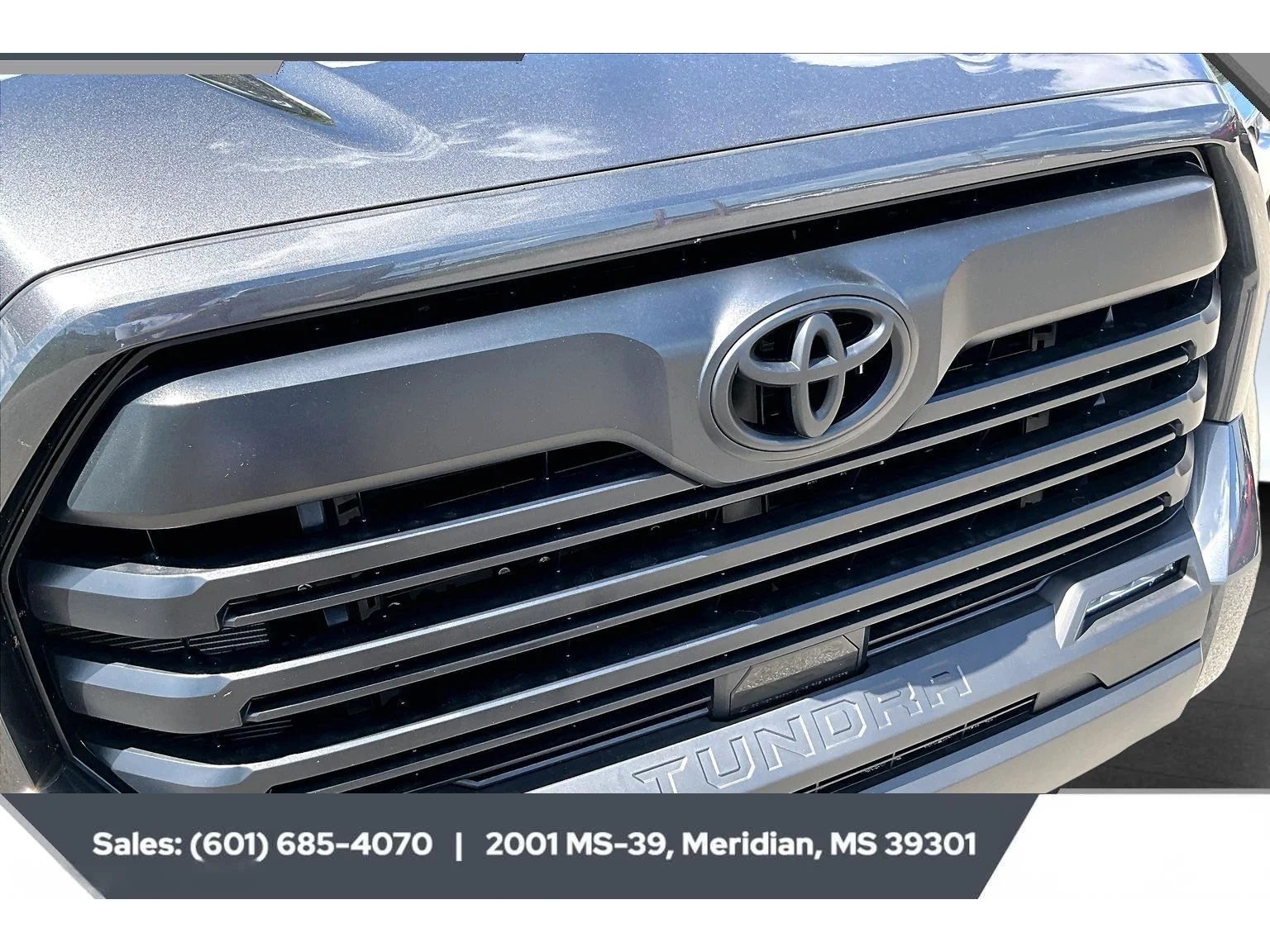 Used 2026 MAGNETIC GRAY METALLIC Toyota SR5 image 21
