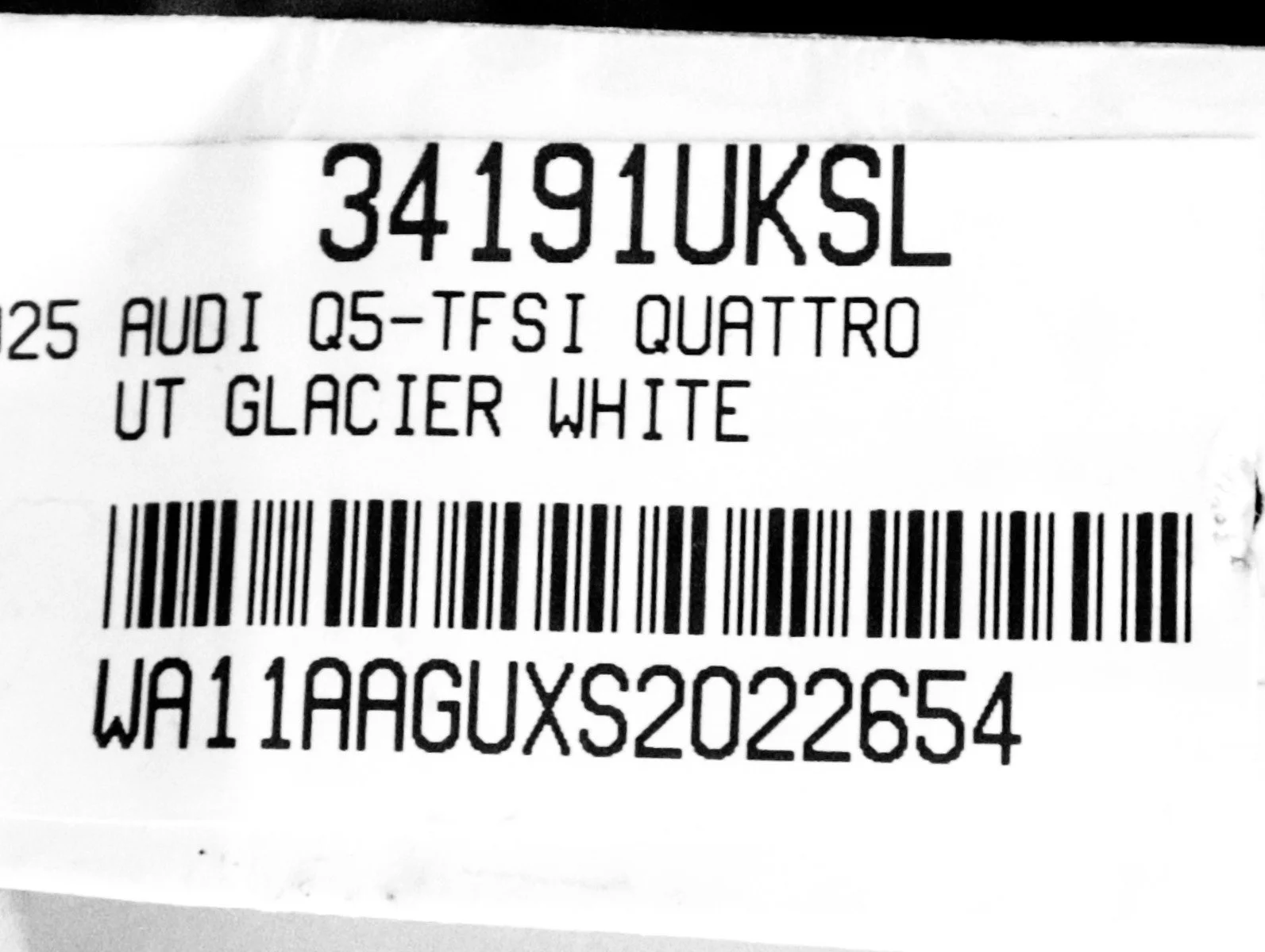 Certified Used 2025 Glacier White Metallic Audi Premium image 32