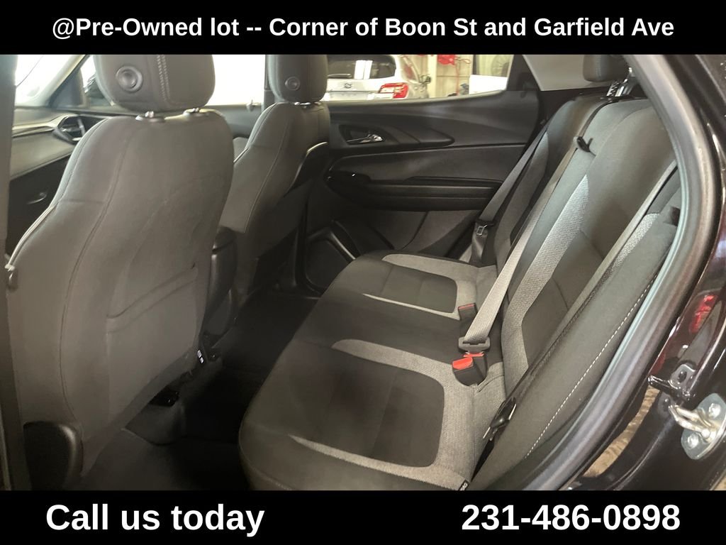 Used 2024 Black Chevrolet LT image 27