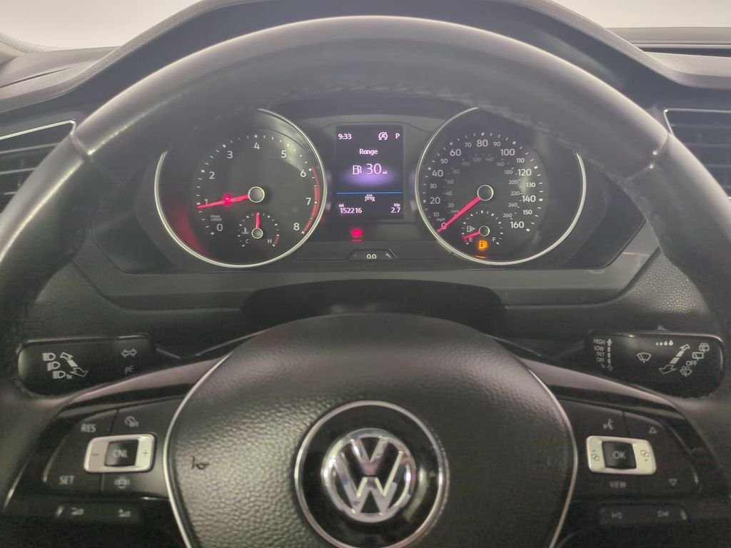 2020 Volkswagen Tiguan SE - Photo 34