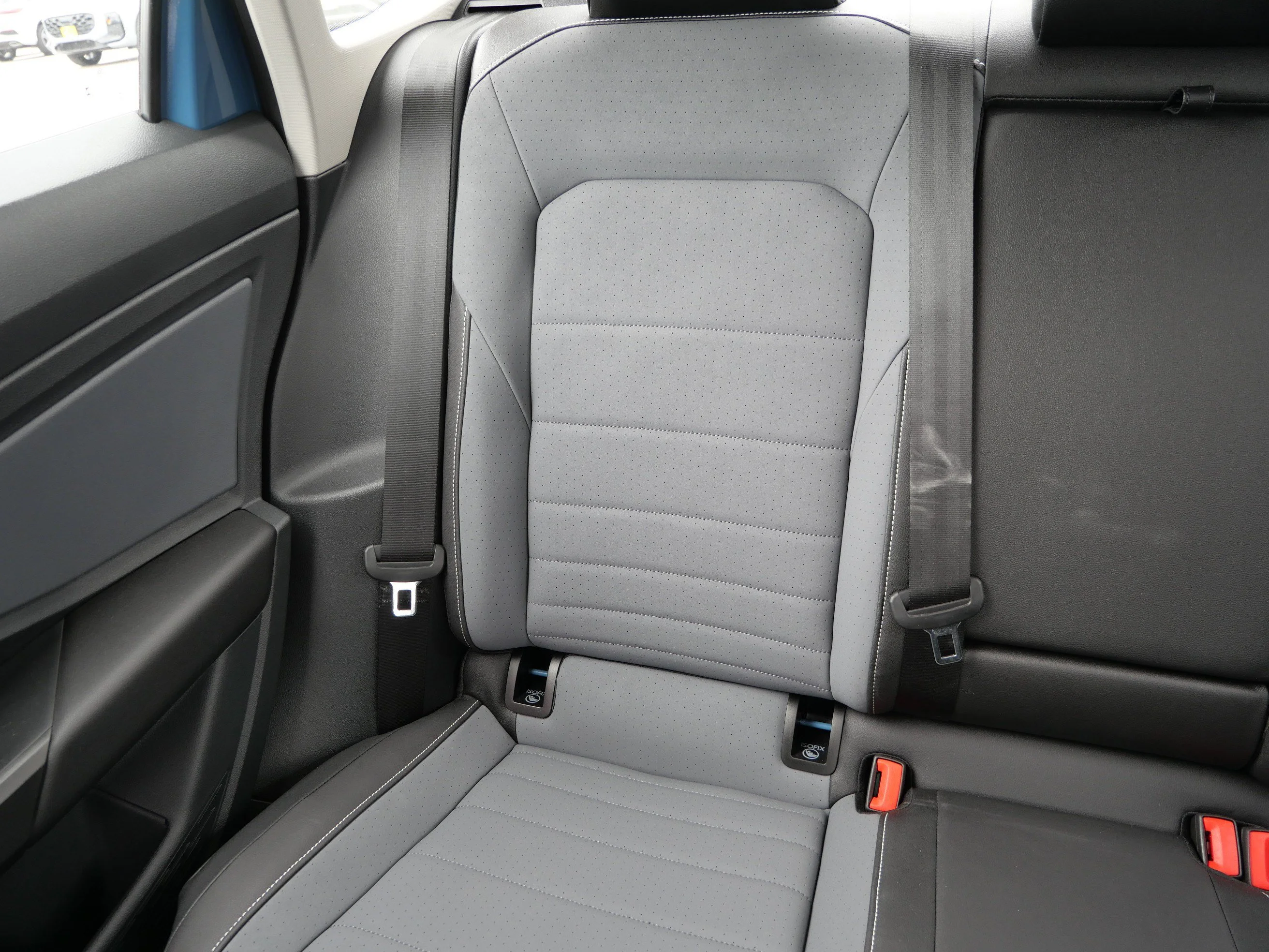 Certified Used 2025 Monterey Blue Volkswagen SE image 12