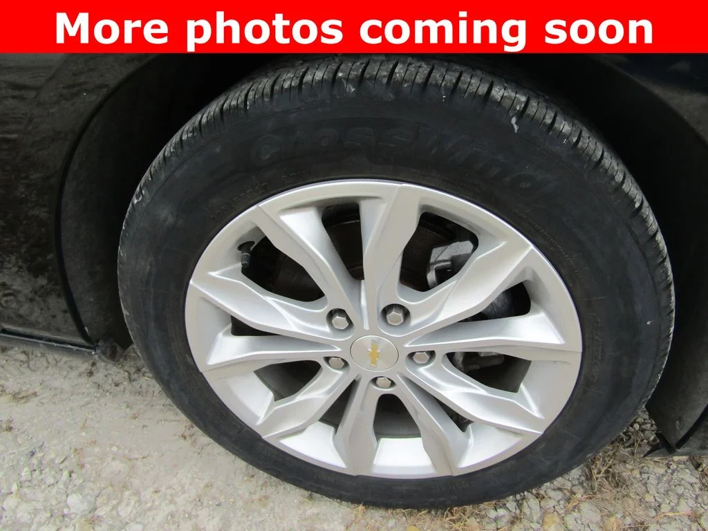 Used 2023 Black Chevrolet LT image 9