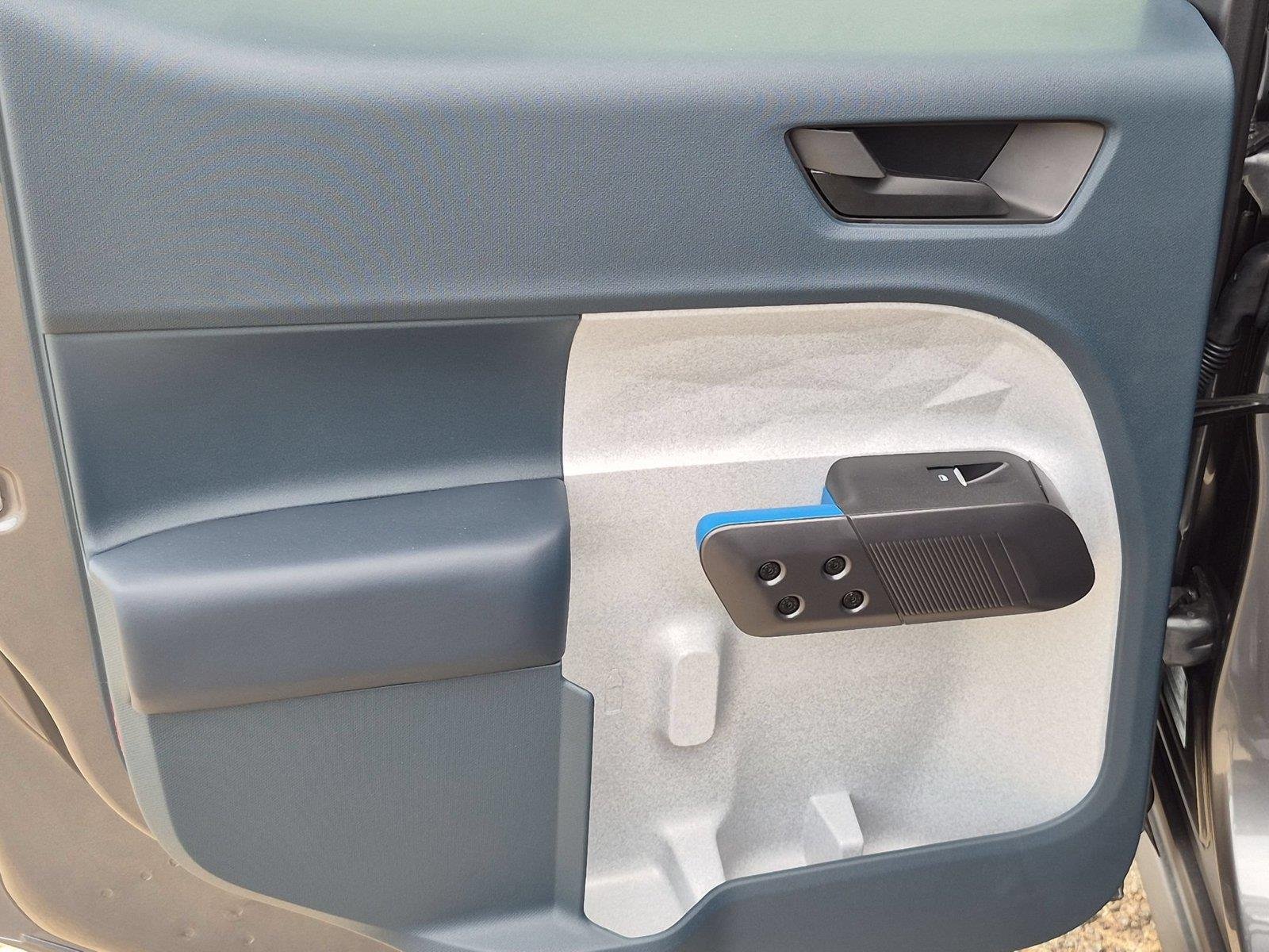 New 2026 Carbonized Gray Metallic Ford XLT image 28
