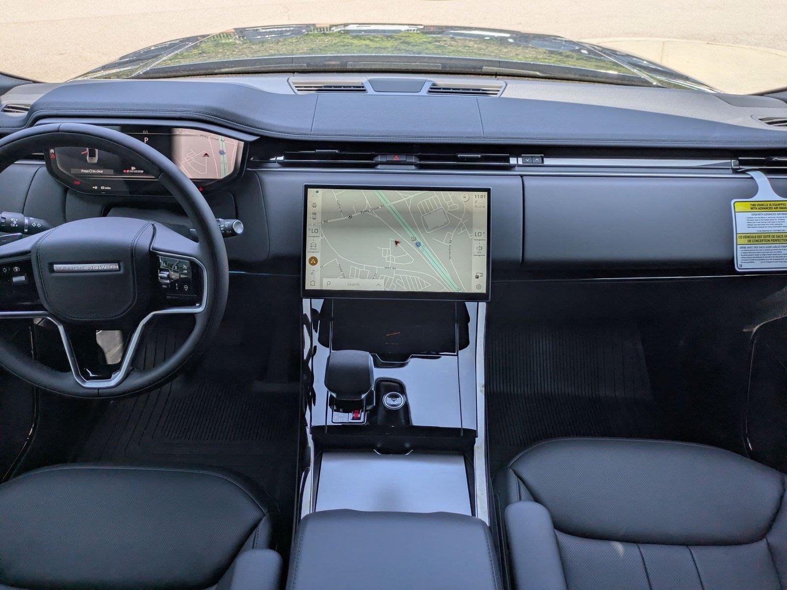New 2026 Santorini Black Land Rover SE image 29
