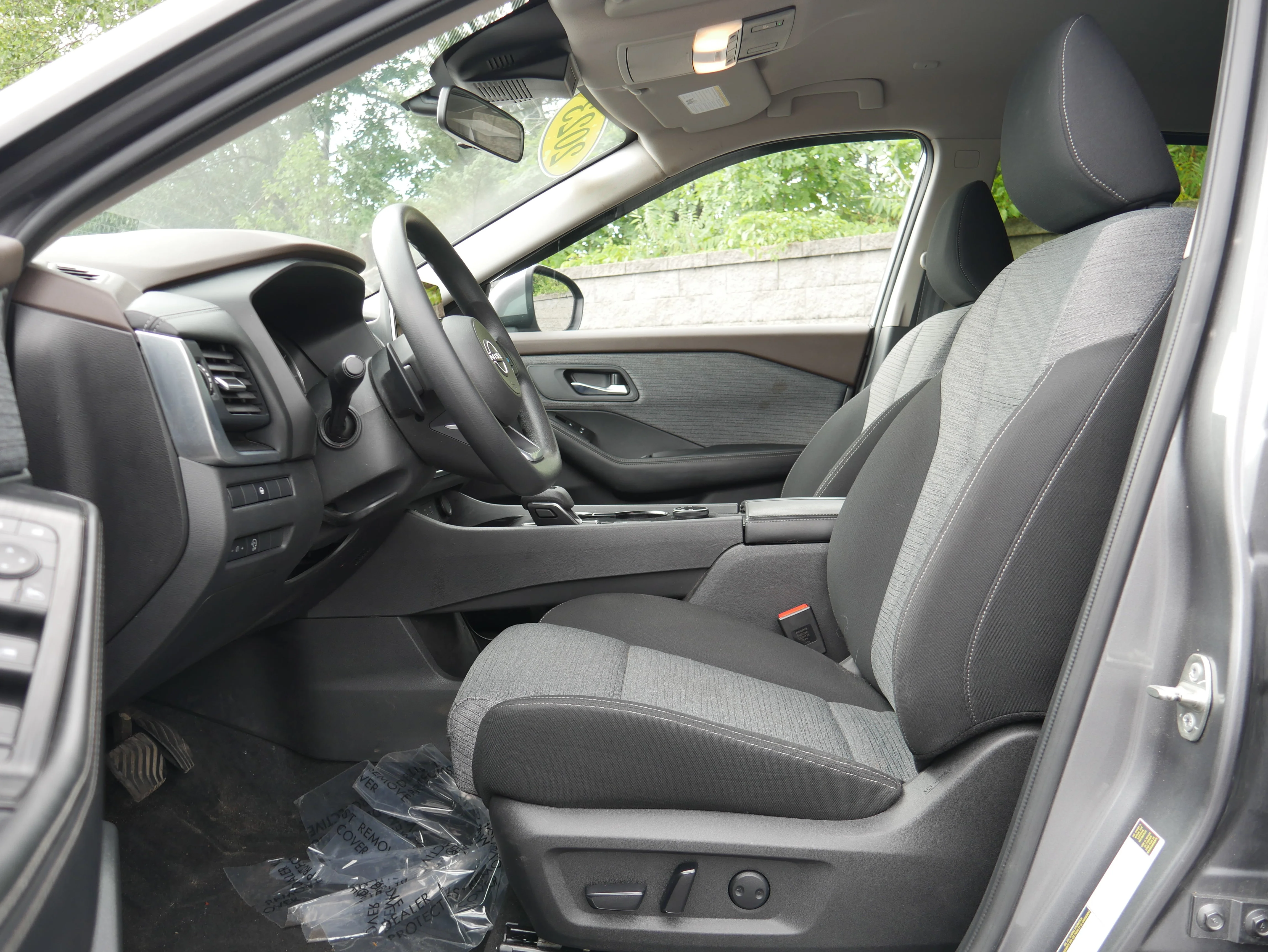 Used 2023 Gun Metallic Nissan SV image 12