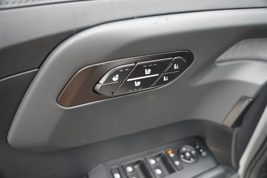 New 2027 Wolf Gray Kia X-PRO SX image 16