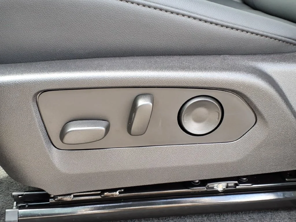 2026 Chevrolet Colorado Trail Boss - Photo 21