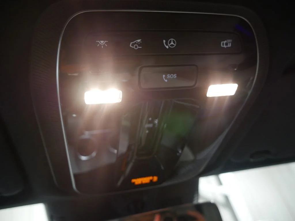 New 2026 Polar White Mercedes-Benz GLC 300 image 46