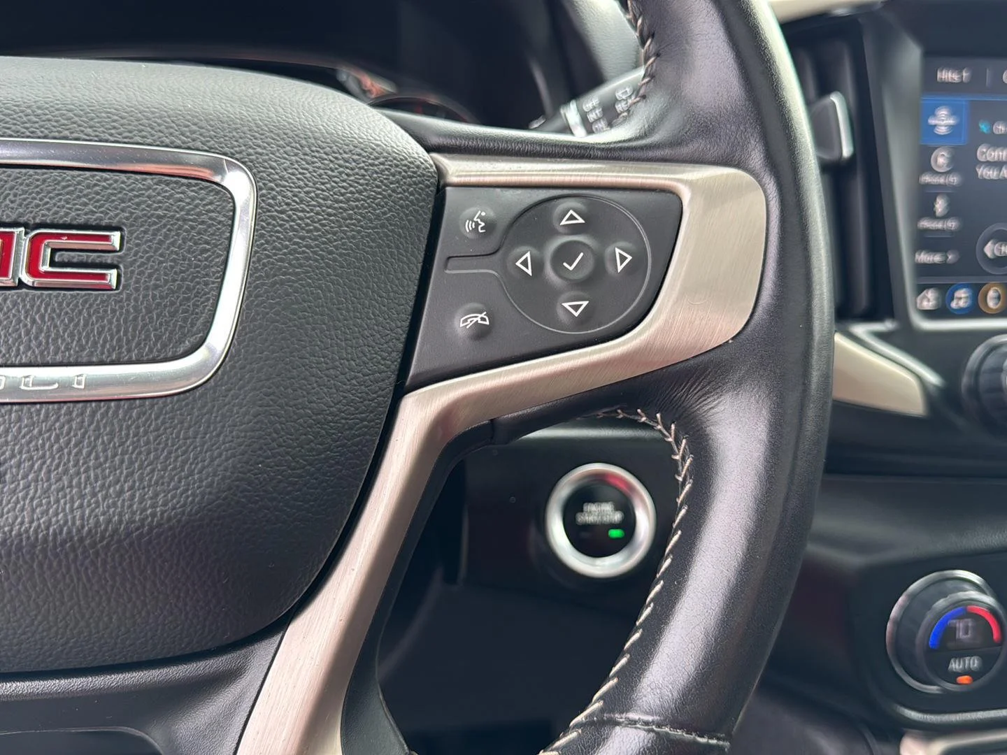 2022 GMC Terrain Denali - Photo 28