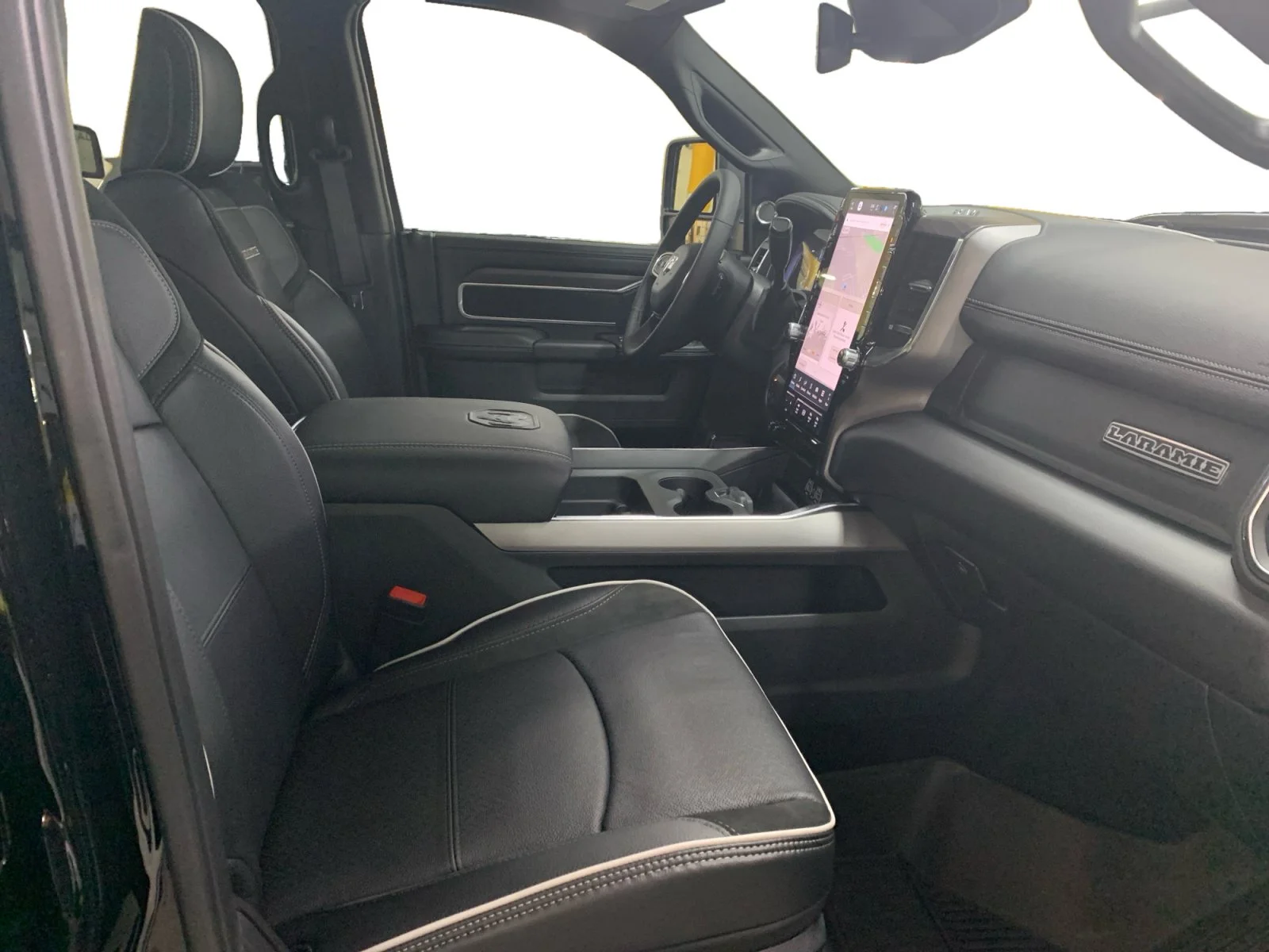 New 2026 Diamond Black Crystal Pearl Ram Laramie image 17
